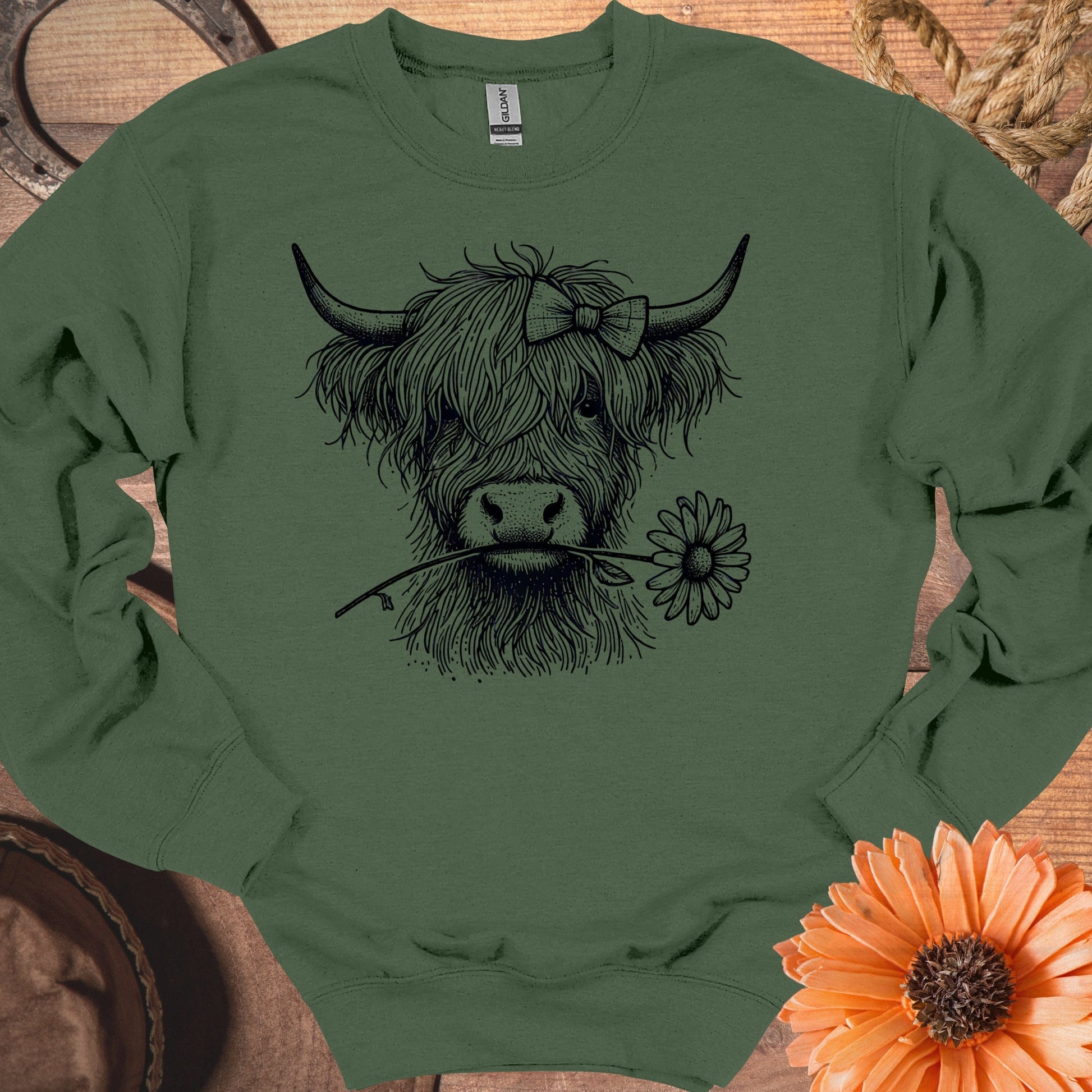 Highland Cow Sweatshirt With Daisy Graphic product