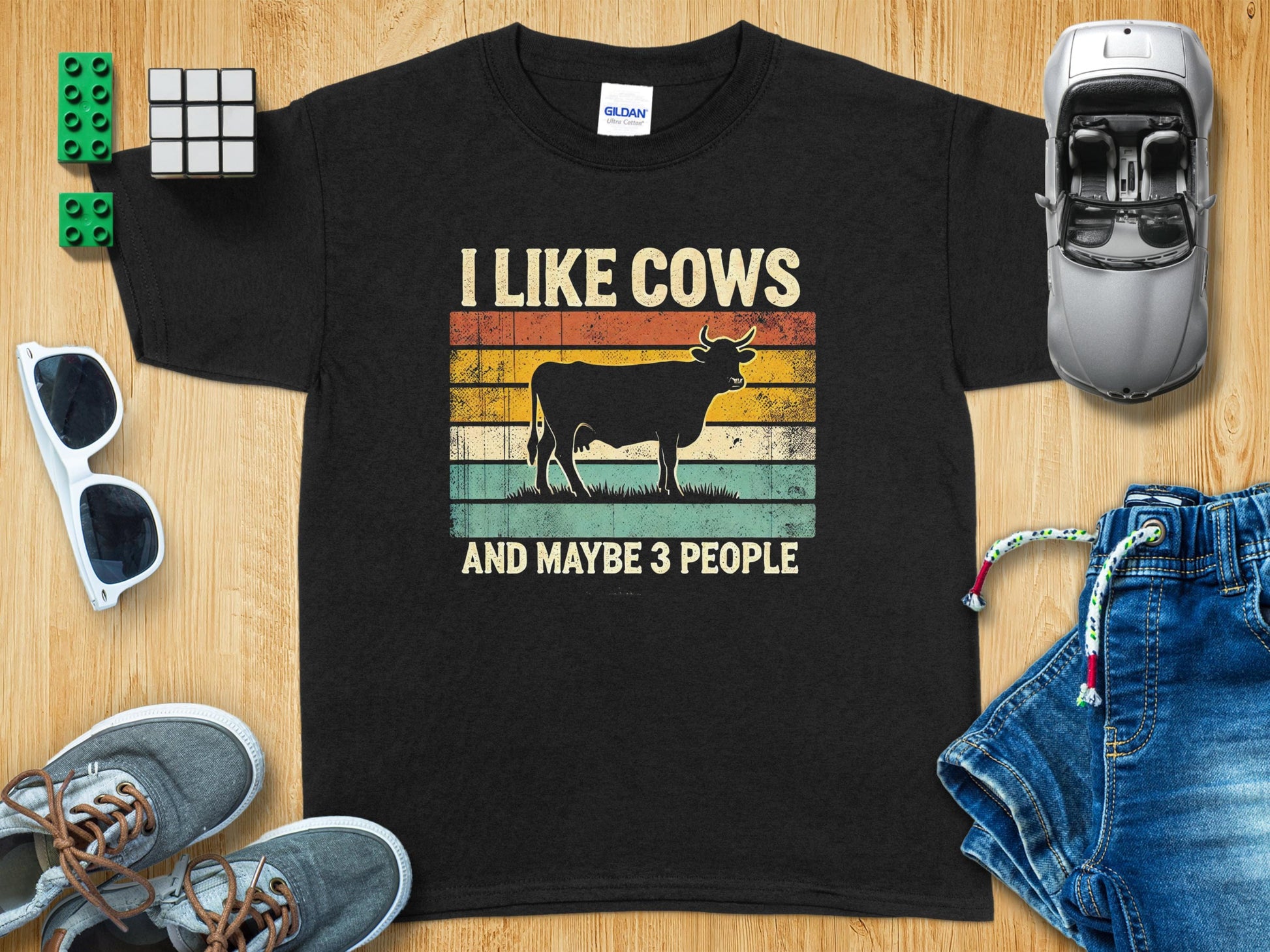 I Like Cows And Maybe 3 People T-shirt product type