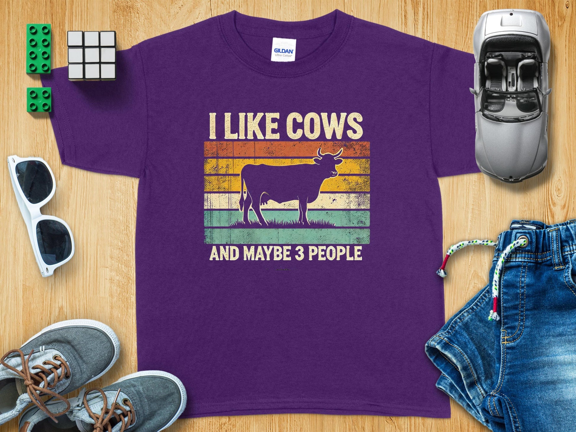 I Like Cows And Maybe 3 People T-Shirt product
